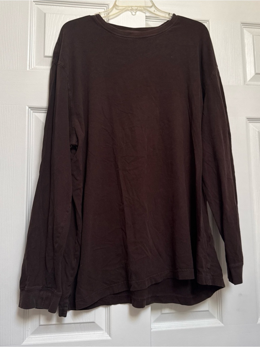 Classic Men's Long-Sleeve Crewneck Shirt - Brown